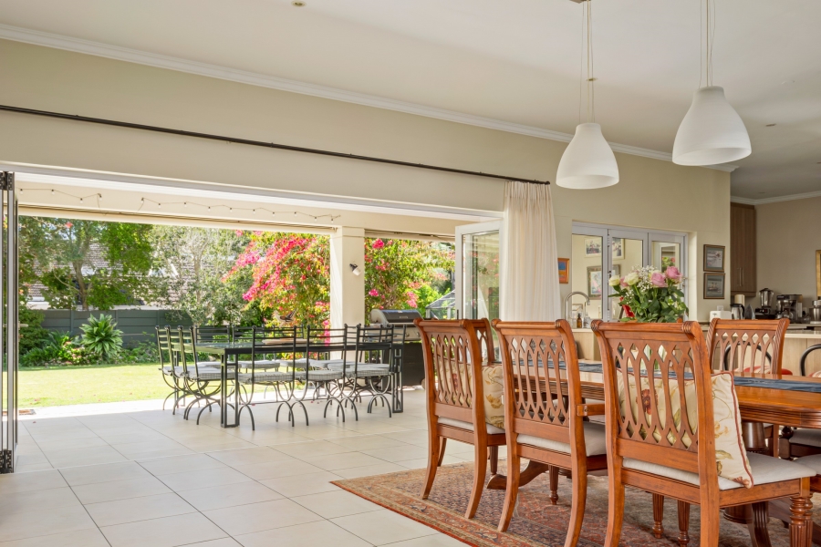 4 Bedroom Property for Sale in Leisure Isle Western Cape